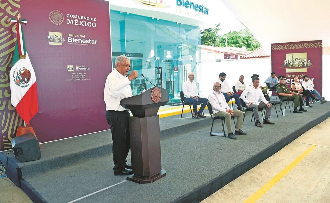 El presidente López Obrador inauguró la sucursal del Banco del Bienestar en el municipio de Bochil, Chiapas.
