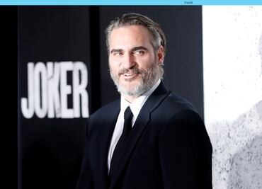 Joaquin Phoenix sorprende a fans en proyección de "Joker"