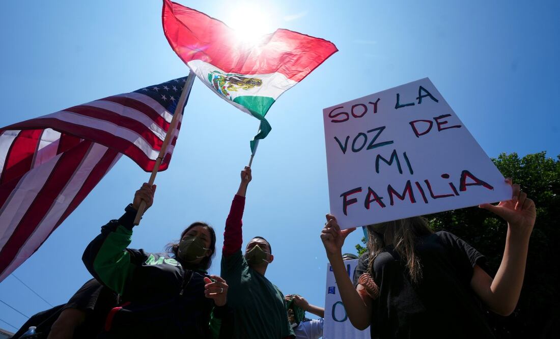 Redadas y protestas por arrestos de inmigrantes en Los Ángeles. (10/06/25) Foto: AP