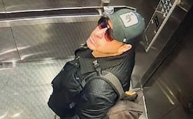Con gafas y gorra, así llegó multihomicida a domicilio del tecladista de Camilo de Séptimo; hay dos detenidos