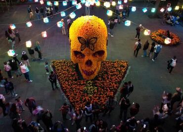 Ofrendas "Iluminado almas", el recorrido nocturno que no te puedes perder en el Bosque de Chapultepec