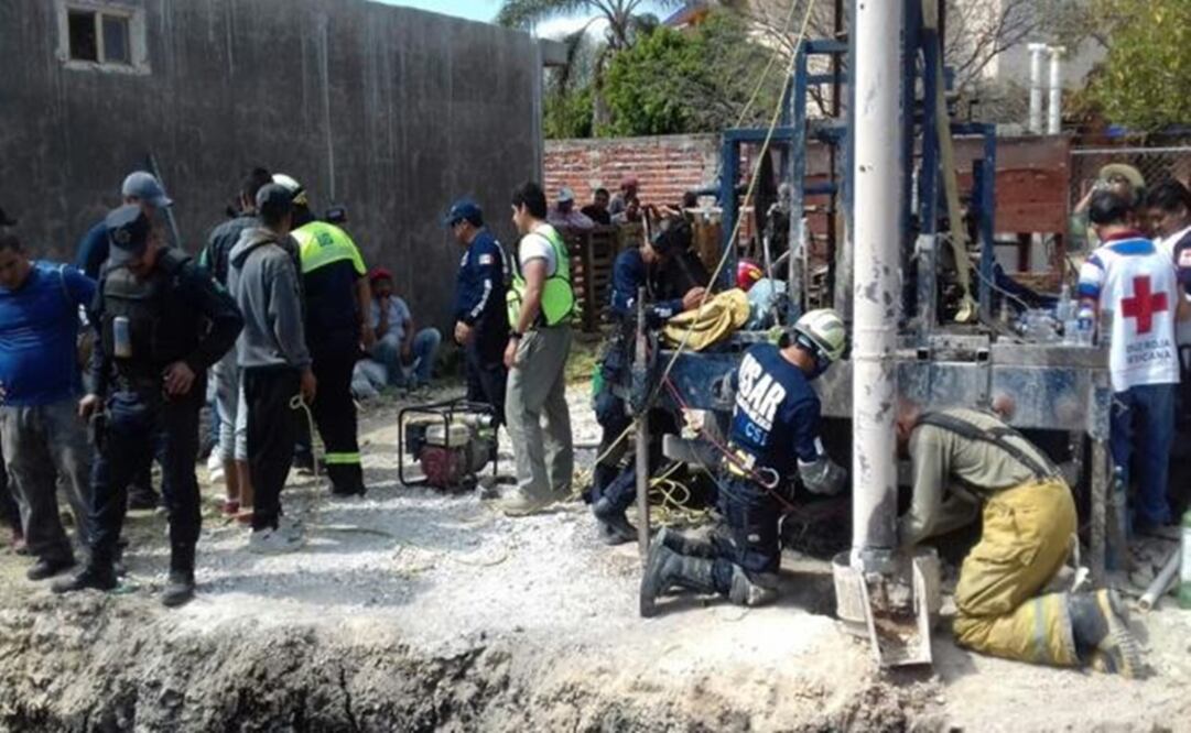 Se realizó una excavación paralela al pozo para intervenir de forma horizontal. (FOTO: Xóchitl Álvarez. EL UNIVERSAL)