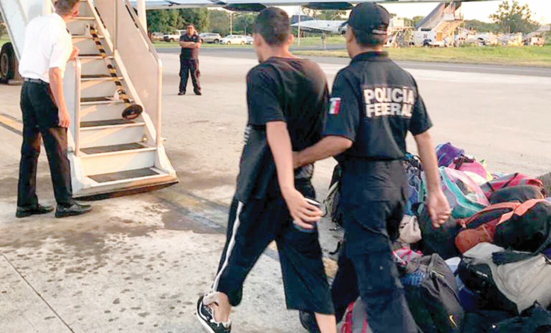 Juan Carlos “N”, de 47 años, está acusado de la muerte de tres personas, y Adín Josué “N”, de 21 años, está vinculado a delitos por droga. POLICÍA FEDERAL