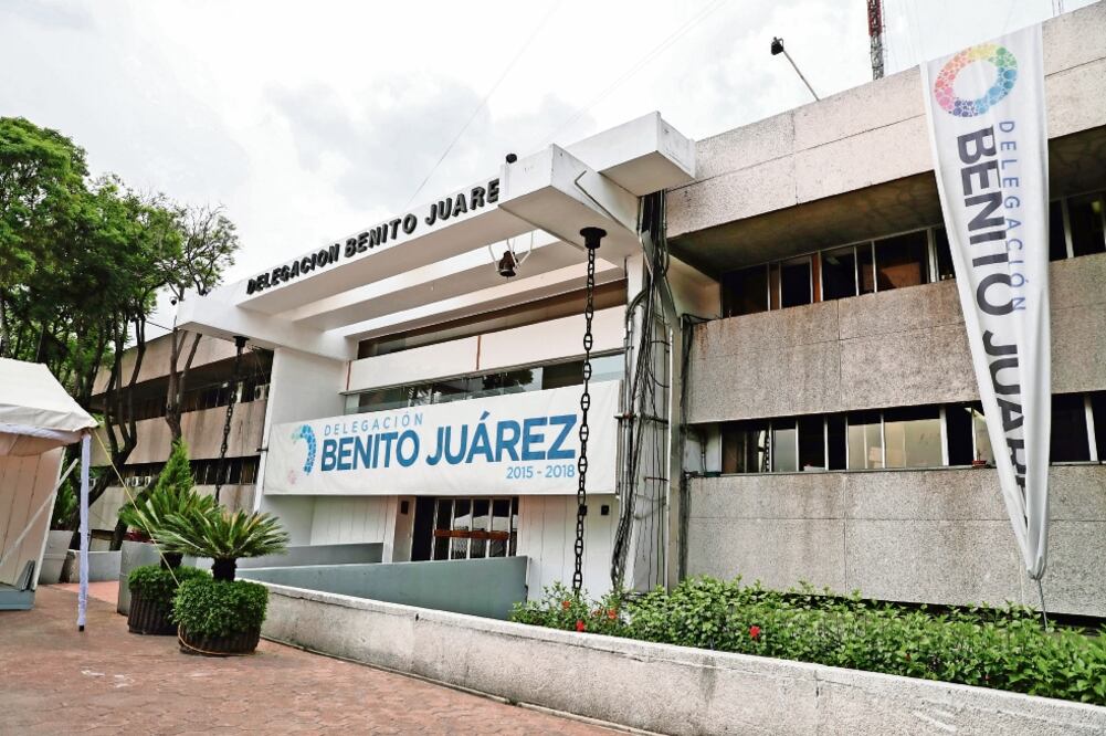 Las víctimas acudieron al MP a presentar su denuncia por el robo que sufrieron y del que culpan a unas mujeres que conocieron mediante una aplicación de citas (ARCHIVO. EL UNIVERSAL)