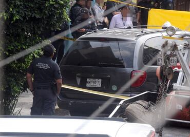 Ana Guevara ingresa a PGR para identificar camioneta de agresores