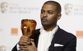 Noel Clarke, actor de "Doctor Who", enfrenta cargos por agresión sexual, voyerismo y exhibicionismo