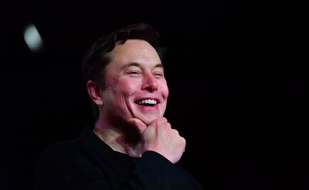 Elon Musk vende 5 mil millones de dólares de acciones de Tesla tras encuesta en Twitter
