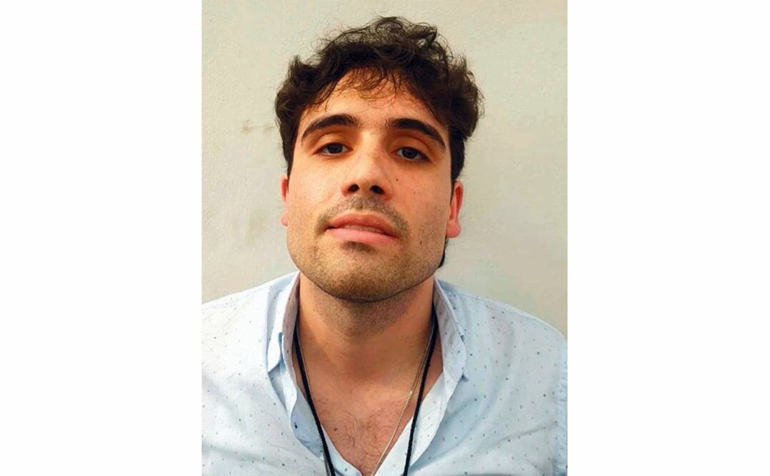 Además de la camisa, Ovidio Guzmán, portaba relicarios y una cadena que también han dado de qué hablar / Foto: Archivo El Universal