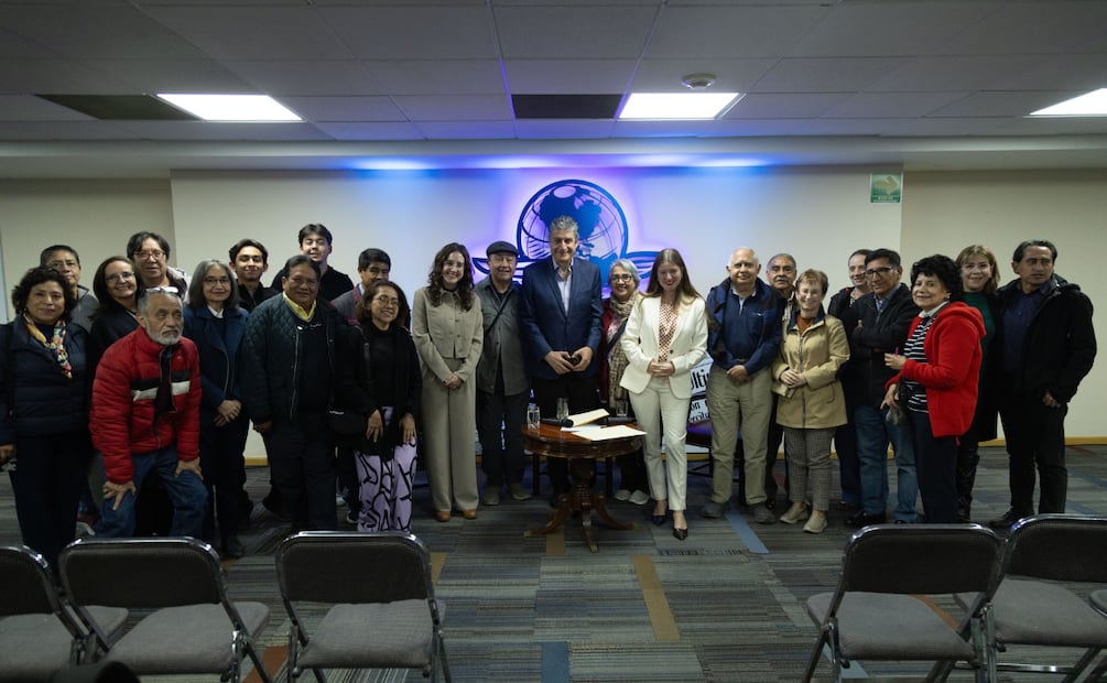 Talya İşcan y María José Urzúa en una charla sobre la geopolítica de 2026 con suscriptores. | Foto: German Espinosa.