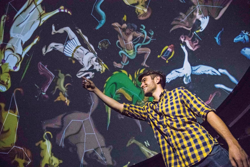 El domo de Universum tiene un cupo de 40 personas por función (GERMÁN ESPINOSA, BERENICE FREGOSO Y FERNANDO RAMÍREZ. EL UNIVERSAL)