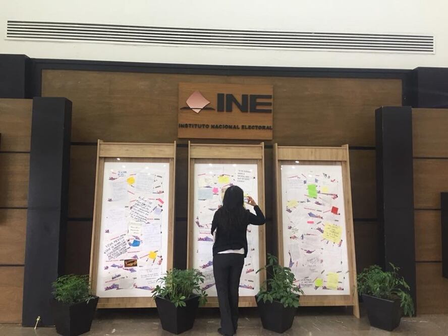 Mural en el INE expone las cartas de los mexicanos (Fotos: Danae Contreras)