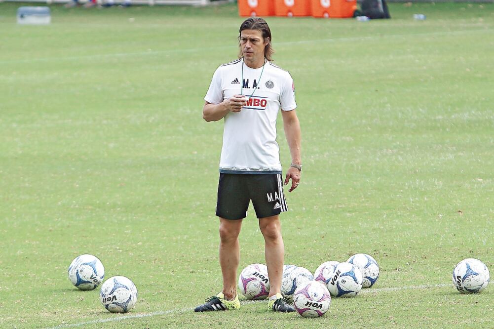 Matías Almeyda le ha inyectado coraje al conjunto tapatío (JORGE BARAJAS. IMAGO7)