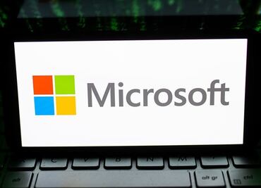 Microsoft sufre caída mundial de sus servicios, incluidos Teams y Outlook