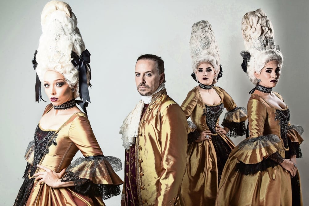Opera prima rock es un tributo a la música de Queen, pero con reminiscencias de Mozart, de ahí los vestuarios clásicos (GERMÁN ESPINOSA. EL UNIVERSAL)