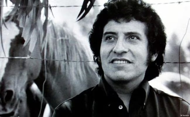 Chile captura al último exmilitar involucrado en el asesinato de Víctor Jara; recibe 25 años de cárcel