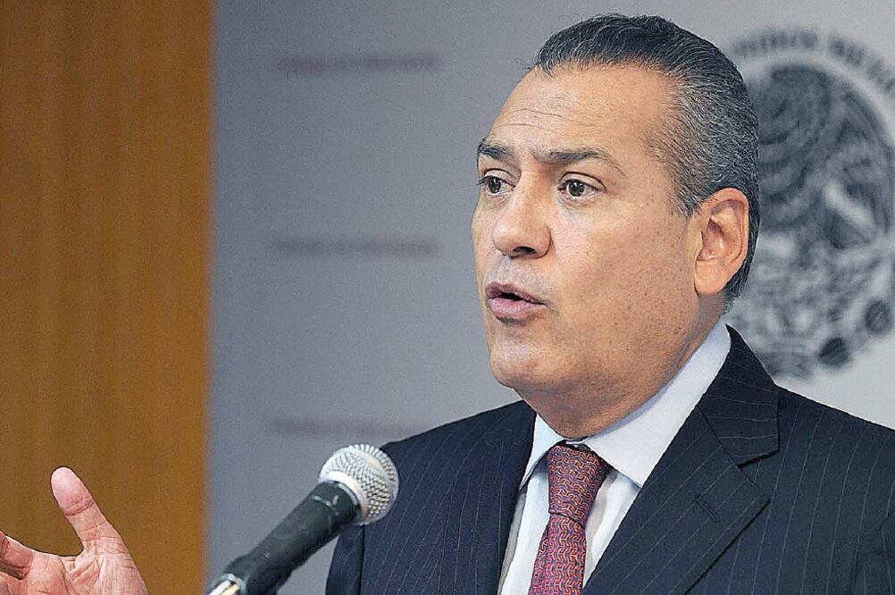 Manlio Fabio Beltrones afirma que las utilidades que se tengan en 2018 por la Ronda Uno incluyen derrama económica para los municipios y estados (ARCHIVO EL UNIVERSAL)