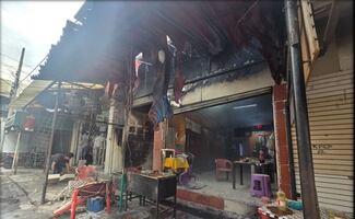 Se incendia local comercial en alcaldía Iztapalapa; hay dos personas con lesiones leves