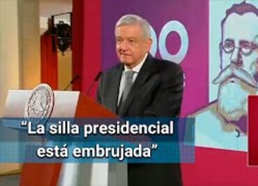 AMLO mandó limpiar la silla presidencial porque Zapata decía que “estaba embrujada”