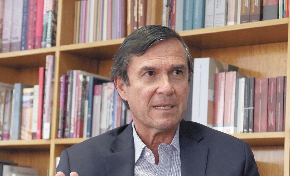 El secretario ejecutivo del INE, Edmundo Jacobo Molina, aseguró que el documento del órgano de control en el que se indican varias anomalías dentro del instituto es preliminar y que las observaciones están aclarándose. CARLOS MEJÍA. EL UNIVERSAL