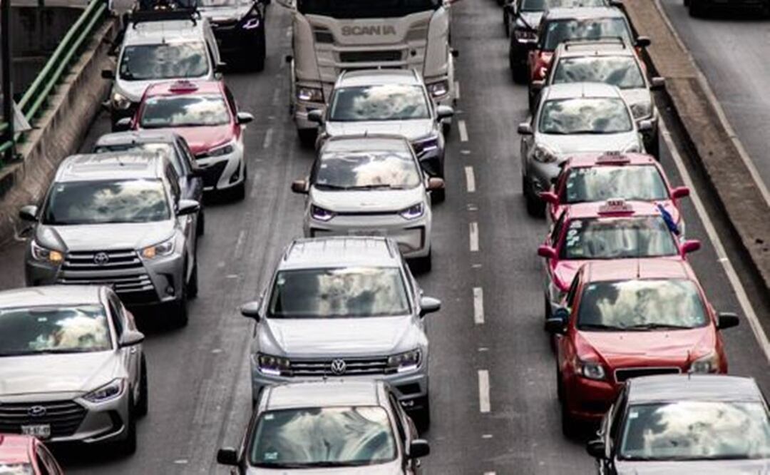 Esta medida aplica a partir de las 5:00 horas y hasta las 22:00 horas en toda la Ciudad de México y 18 municipios del Estado de México. Foto: Archivo