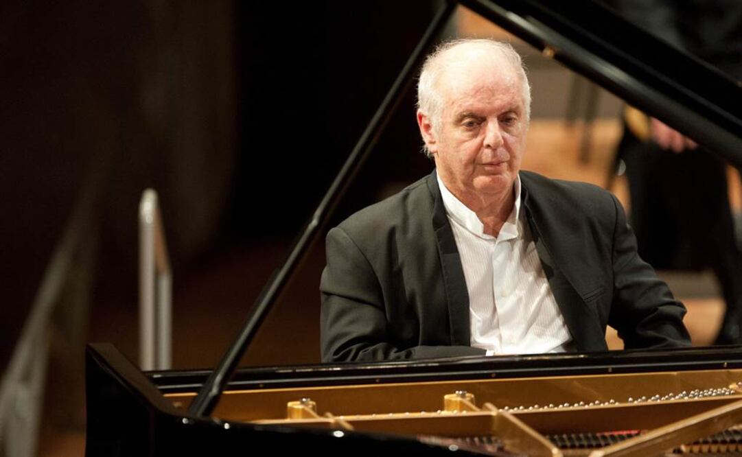 Barenboim festeja su debut en el Festival de Salzburgo