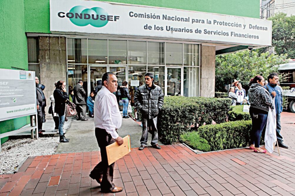 La Condusef y la Fiscalía de Veracruz detectaron fraudes a docentes con créditos solicitados a su nombre a través del robo de identidad. Foto: ARCHIVO EL UNIVERSAL