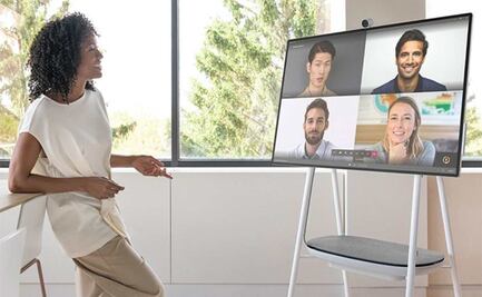 Anuncian en México la nueva pizarra interactiva Surface Hub 2S
