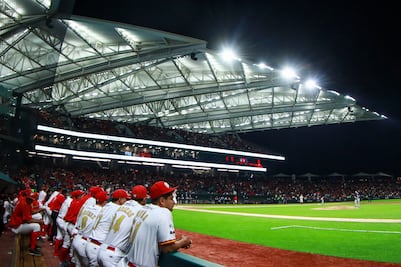 Esto cuesta comprar artículos y comida en el nuevo estadio de los Diablos