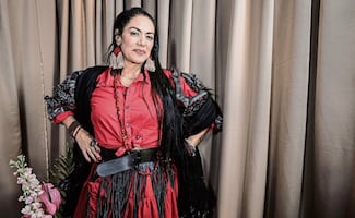 Las mujeres debemos ofrecernos la mano: Lila Downs