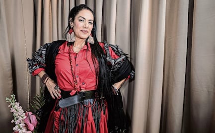 Lila Downs: "Las mujeres debemos ofrecernos la mano"