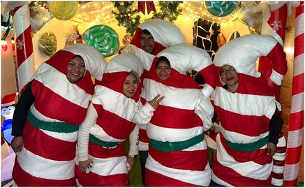 Adrián Rubalcava enciende árbol y presenta la parodia “Cuajilandia Navideña”