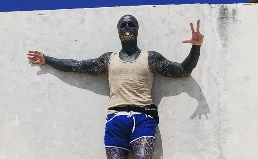 El "Alien Negro" busca trabajo, pero su apariencia se lo impide