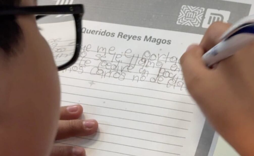 Perritos rescatados del Metro ayudan a los Reyes Magos a recibir cartas (04/12/2025). Foto: Especial