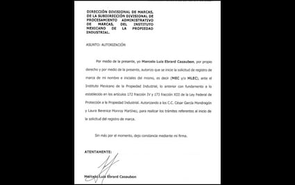 Busca Marcelo Ebrard registrar su nombre y siglas como marca ante IMPI