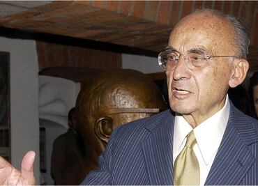 El ex presidente Luis Echeverría sale del hospital tras superar neumonía