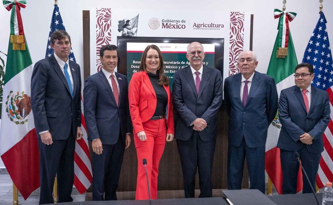 La secretaria del Departamento de Agricultura Estados Unidos, Brooke Rollins, con el titular de la Secretaría de Agricultura y Desarrollo Rural, Julio Berdegué. Foto: Especial