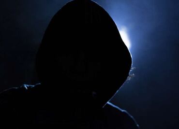 Hackers usan WhatsApp y LinkedIn para atacar empresas militares