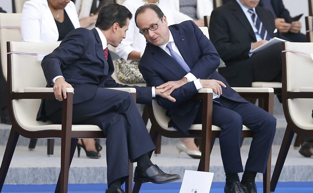 Asiste Peña Nieto a desfile en la Fiesta Nacional francesa