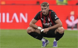 Santiago Giménez se queda sin entrenador tras despido de Allegri en AC Milan
