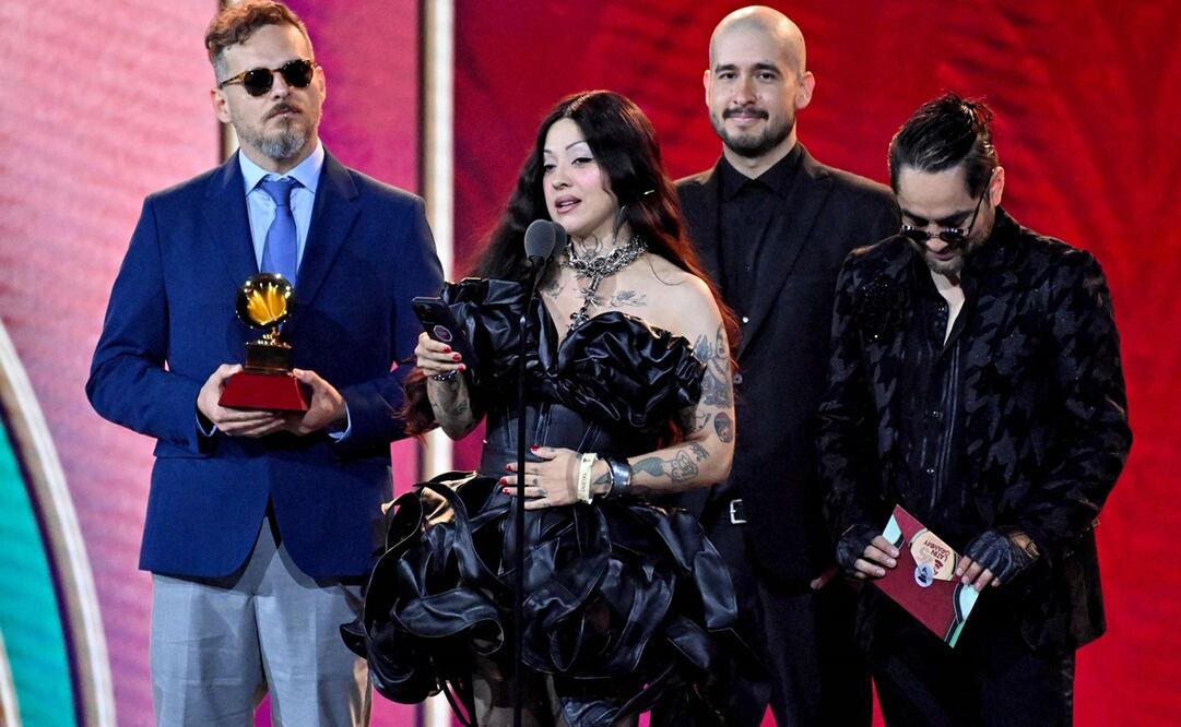 Mon Laferte gana la categoría Mejor álbum alternativo. Foto: AFP