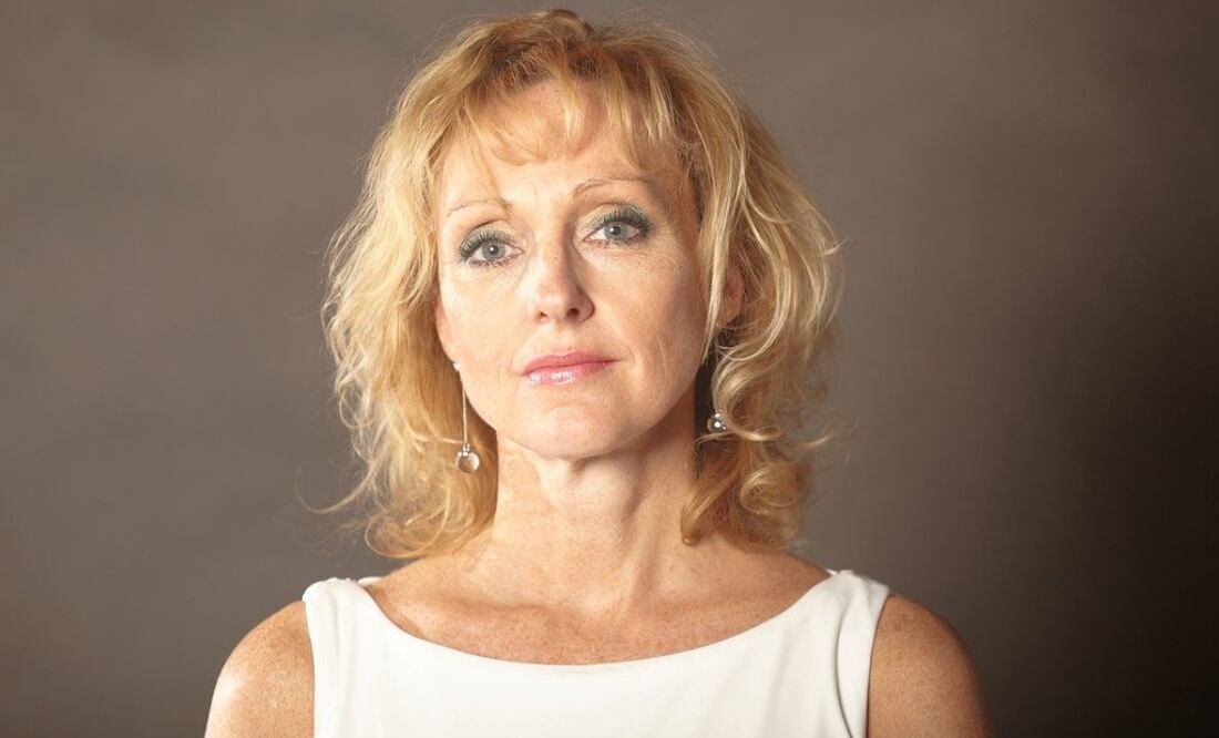 Vitaminas y mujer. Fuente: Pixabay