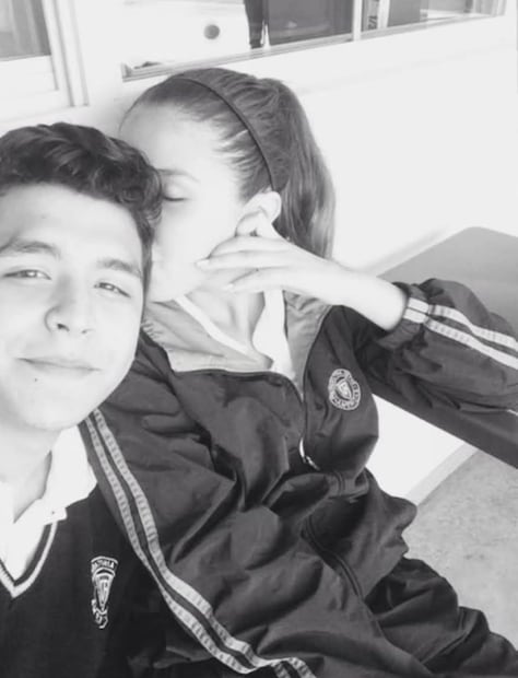 Christian Nodal y Lisa Fernanda Macías, novios durante la preparatoria.
Fotos: X