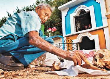 The mysterious bone cleaning ritual in Pomuch