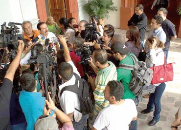 MC exige renuncie secretario por corrupción