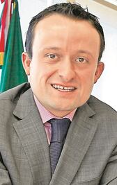 Leen la cartilla a delegados del IMSS