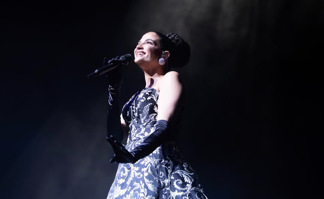 Natalia Jiménez en el Auditorio Nacional. Foto: Lulu Urdapilleta/OCESA