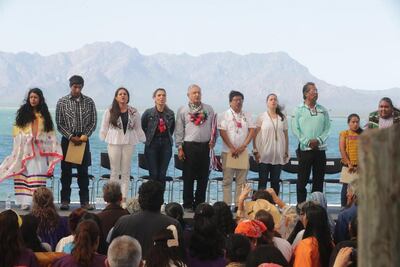 Pese a accidente de reporteros, AMLO descarta bajar ritmo de giras