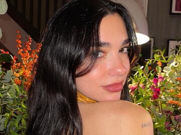 Las uñas 3D de Dua Lipa son la tendencia más auténtica de 2022