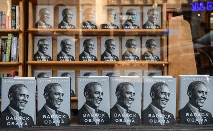 Nuevo libro de Obama vende casi 900 mil copias en 24 horas; supera récord de "Becoming"