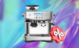 ¿Te gustaría preparar café como en una cafetería? Esta cafetera lo hace posible